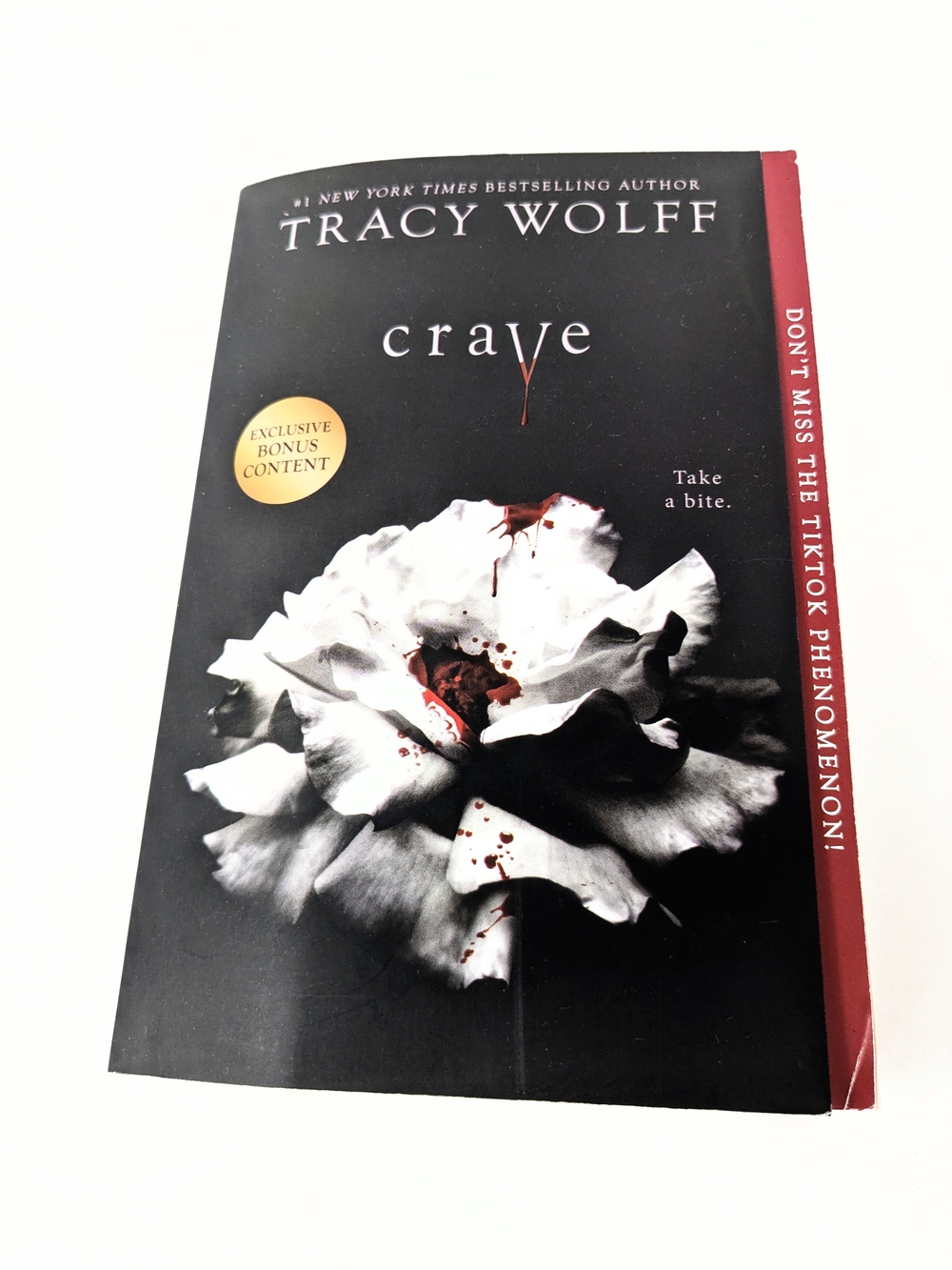 Crave by Tracy Wolff